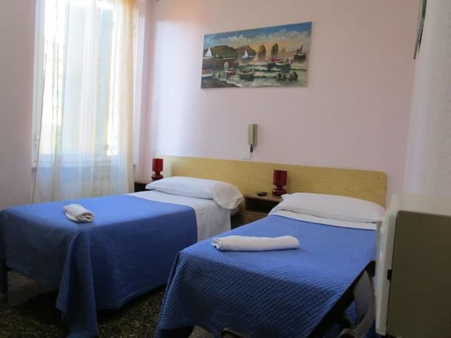 Room, 2 Twin Beds
