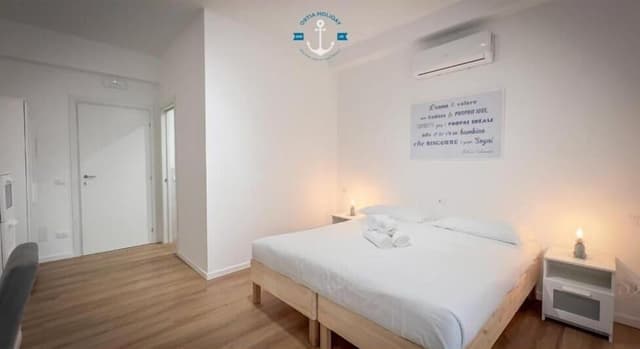 Double or Twin Room, Private Bathroom