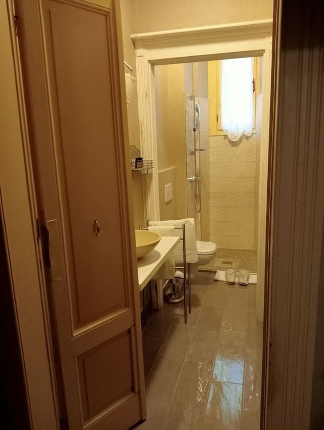 Triple Room (Butterfly)