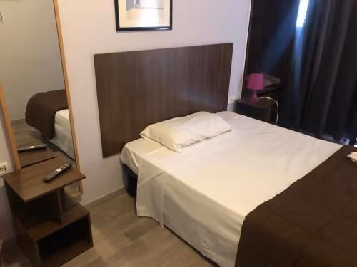 Double - Shared Bathroom