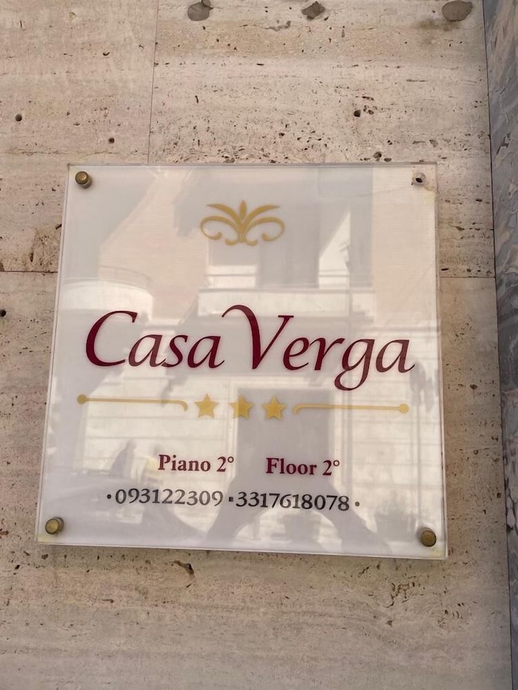 Casa Verga1