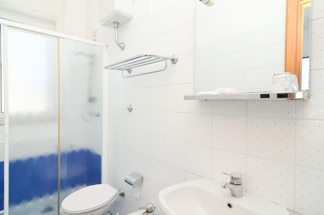 Double or Twin Room (Beach Access)