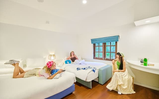 The Trio Hut(Family Bungalow-Private Bathroom)
