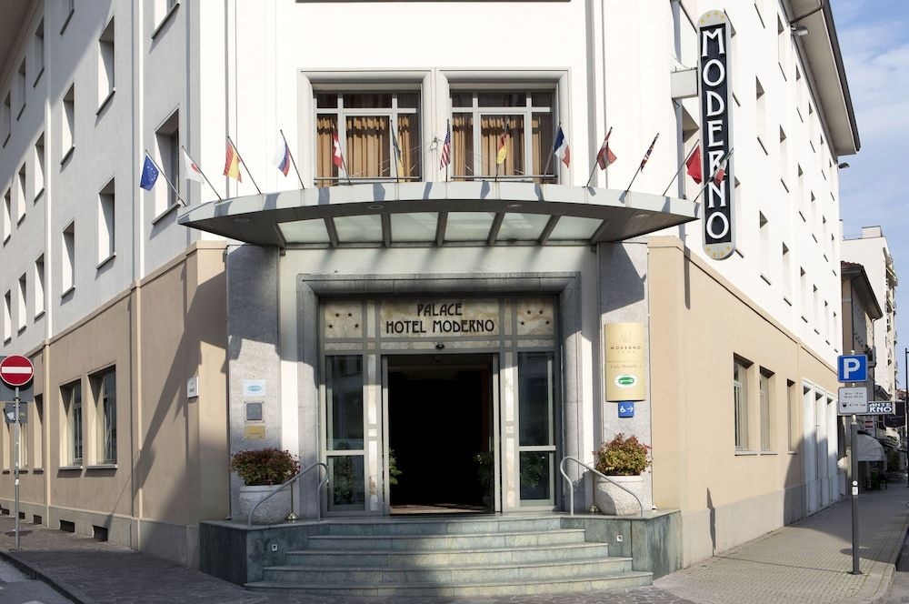 Palace Hotel Moderno1