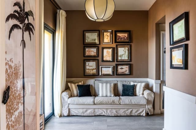 Mini suite