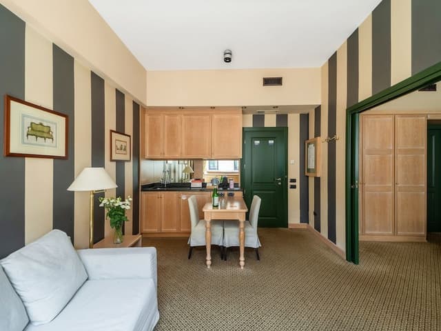 1 Bedroom Apartment with Sofa Bed