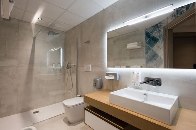 Deluxe Suite, Garden View