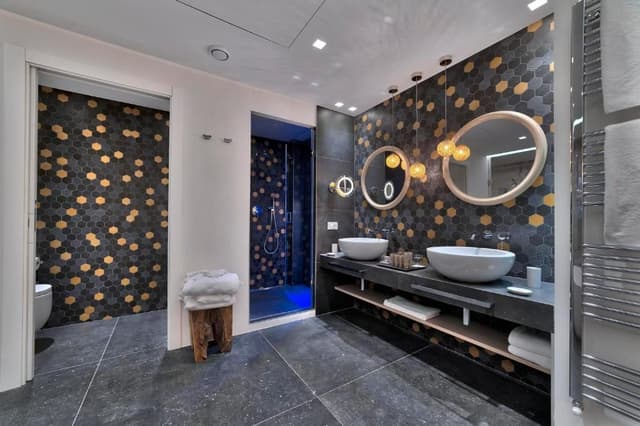 Vital Executive Suite