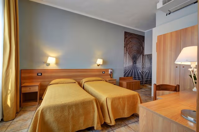 Twin Room