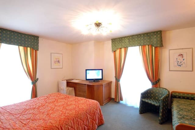 Family Triple Room, Connecting Rooms, Mountain View