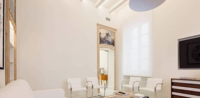 Suite Borgonovo ( Via Borgonovo 26 )