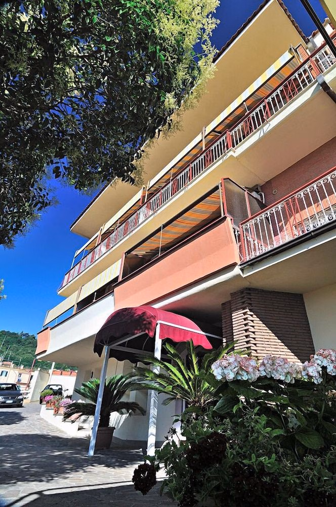 Albergo Paradiso4