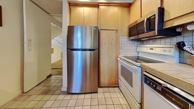 Condo, 4 Bedrooms