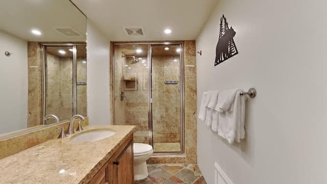 Condo, 2 Bedrooms