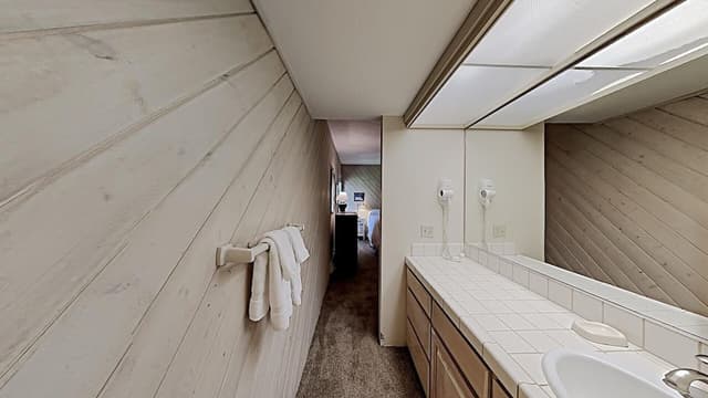 Condo, 3 Bedrooms