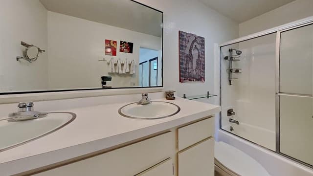 Condo, 4 Bedrooms