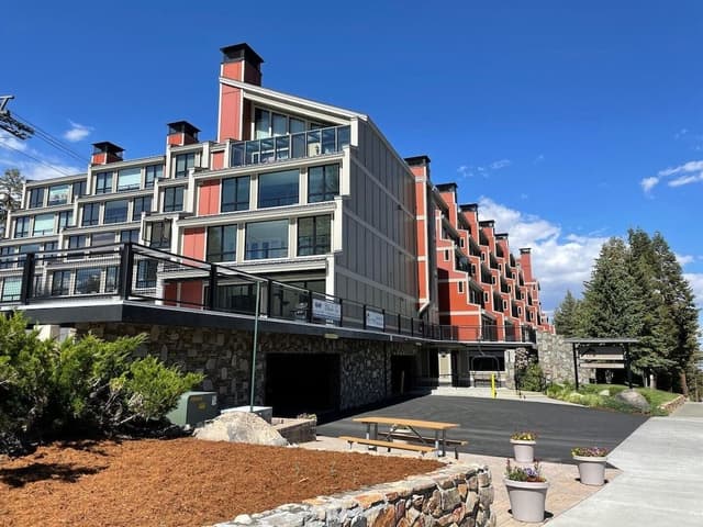 Condo, 3 Bedrooms
