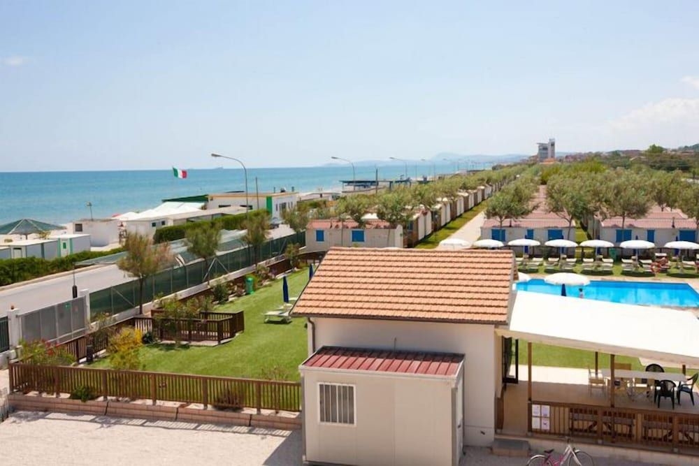 Villaggio Camping Blu1