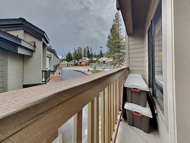 Condo, 2 Bedrooms
