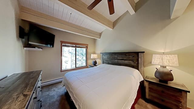 Condo, 4 Bedrooms