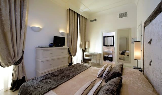 Classic Double or Twin Room