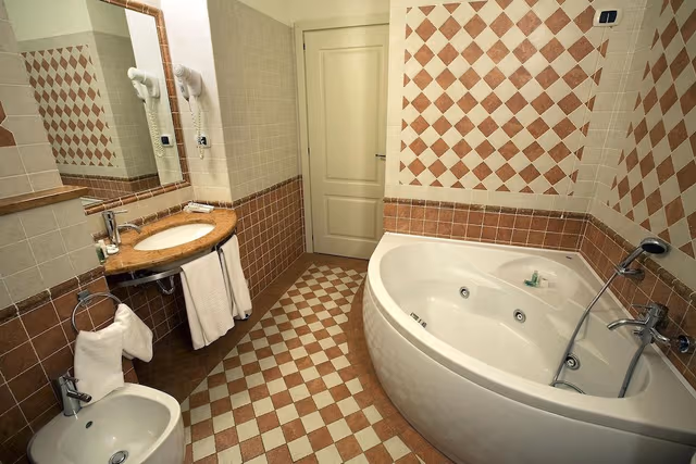 Suite (2 people)