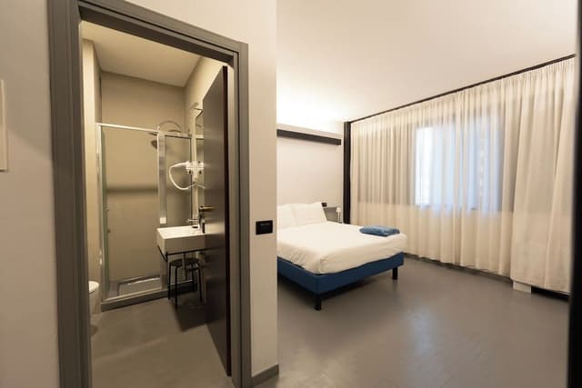 Business Double Room