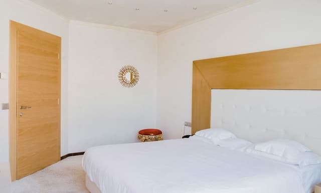 Exclusive Suite