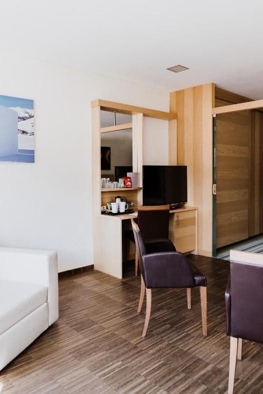 Prestige Suite