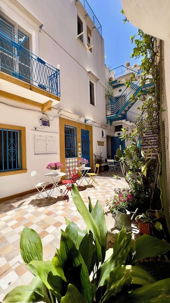Cortile Sant'Agostino2
