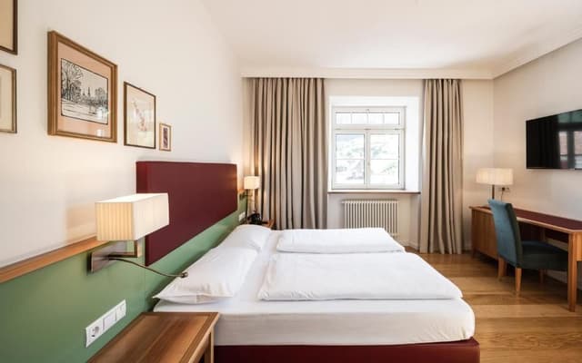 Classic Double or Twin Room