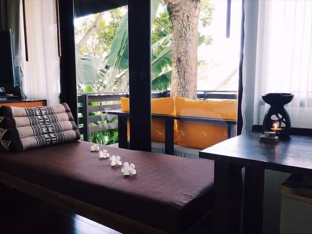 Deluxe Bungalow