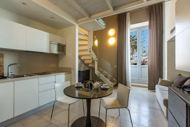Deluxe Apartment