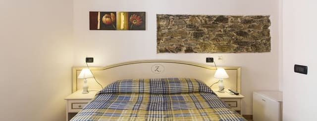 Double Room (Small)