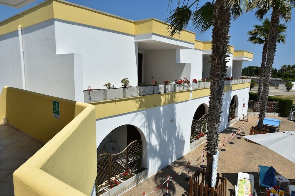 Costa d'Oriente Residence Club0