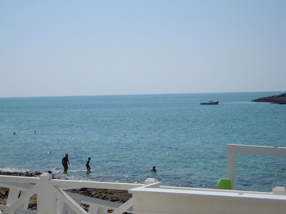 Vistamare Bed and Breakfast0