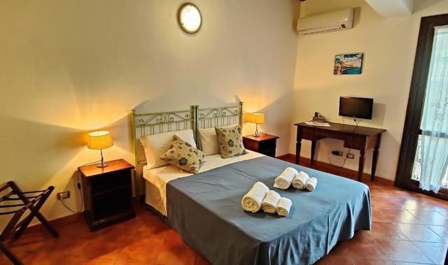 Standard Double or Twin Room, Garden View, Ground Floor