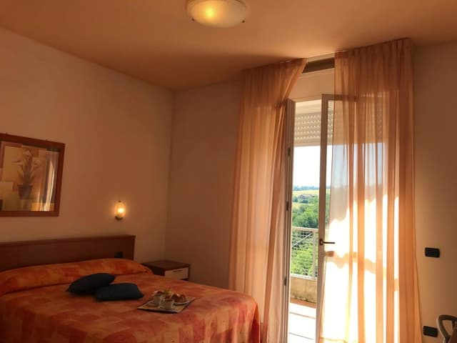 Deluxe Double or Twin Room, Hill View