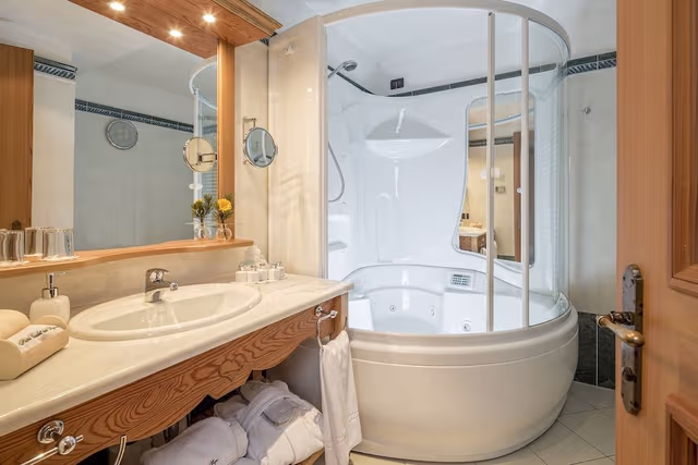 Junior Suite, Slope side