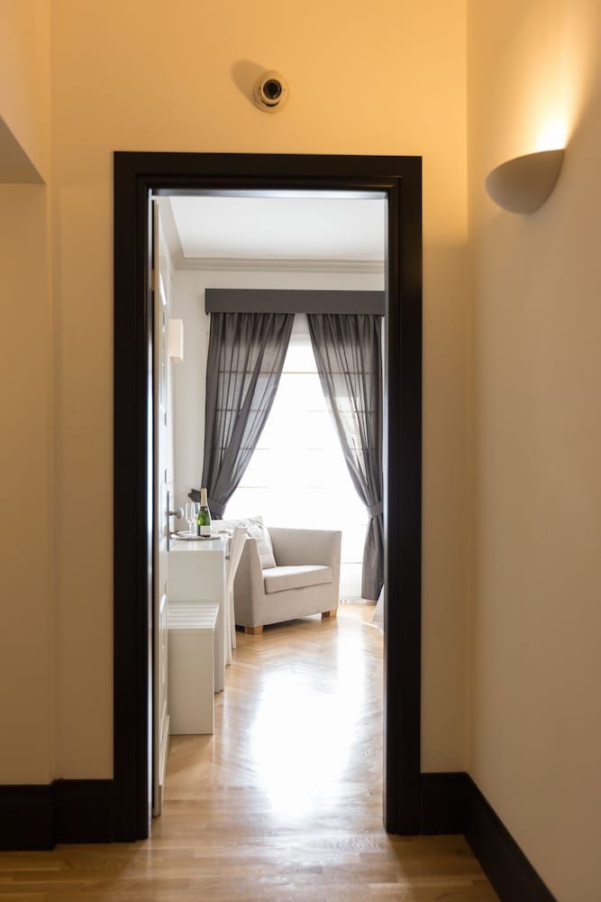Residenza Scipioni Luxury Rooms1