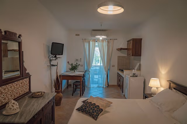 Standard Studio, Kitchen