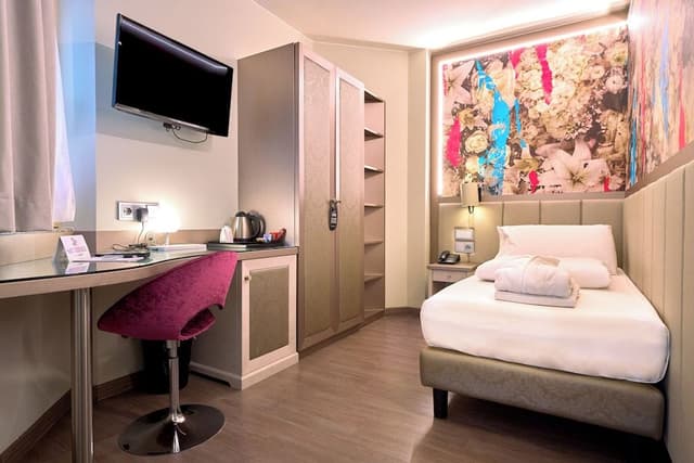 Single Room