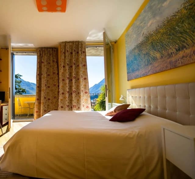 Deluxe Double Room, Ensuite, Lake View (Camera Deluxe)