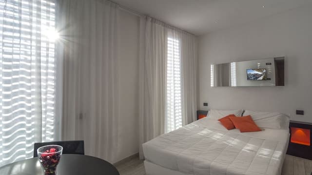 Comfort Room, 1 King Bed