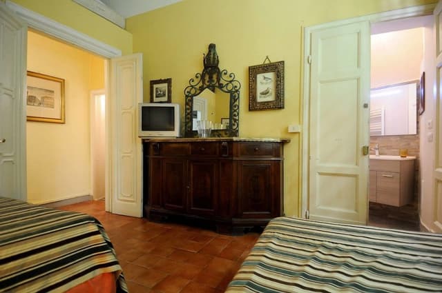 Duplex, 3 Bedrooms, River View (Lungarno Garden)