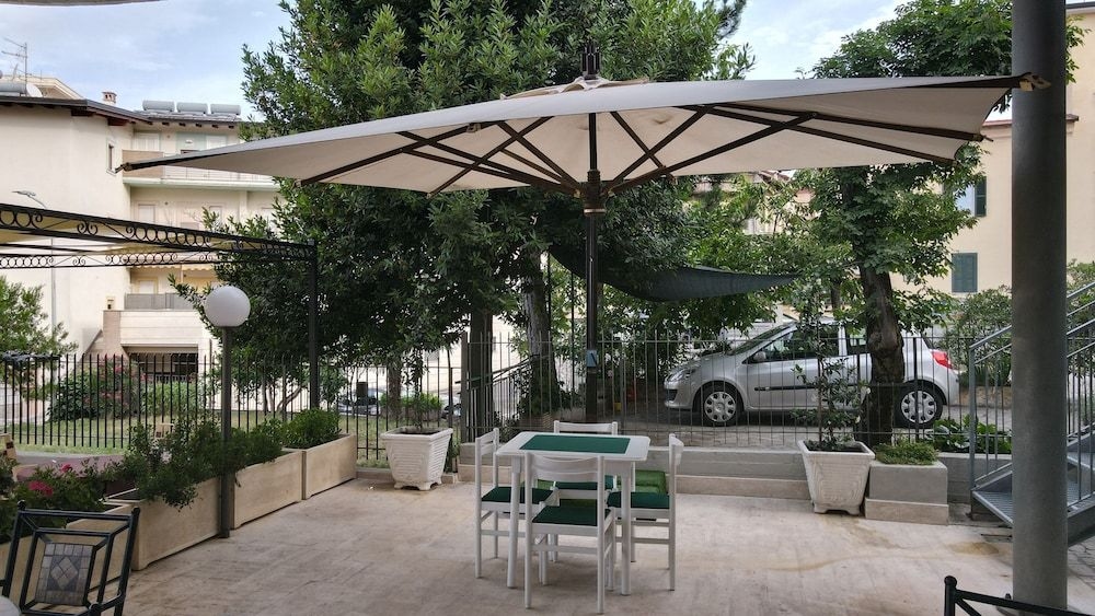 Hotel dei Pini2