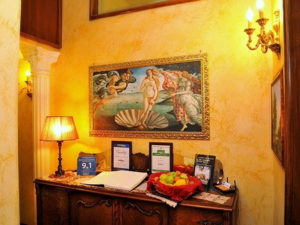 ลา ดอลเช วีตา ลักชัวรี เฮาส์ (La Dolce Vita Luxury House)0