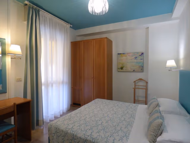 Classic Room, Balcony