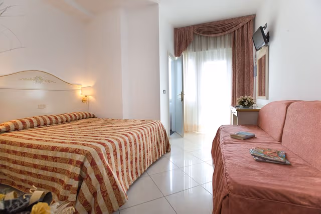 Room, Sea View