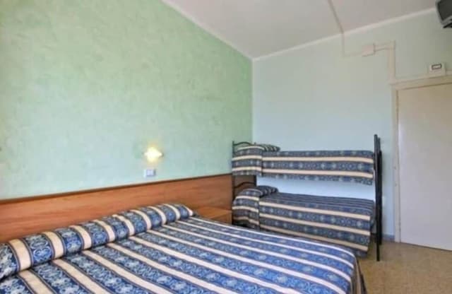 Classic Quadruple Room